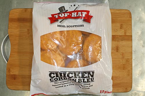 https://www.wholesalemeat.co.nz/wp-content/uploads/2016/10/Tegel-Top-Hat-Chicken-Cordon-Bleu.jpg
